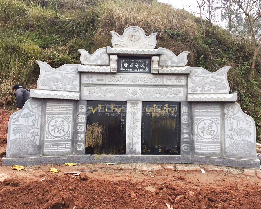 中国黑墓碑土葬立式墓碑父母合葬三层墓.jpg